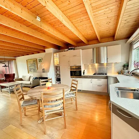 Дом отдыха House 5 Min Walk From Ons, Three Bedrooms *
