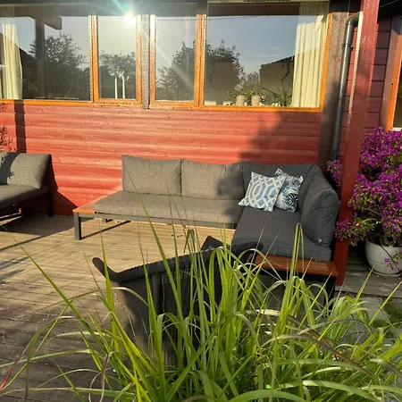 House 5 Min Walk From Ons, Three Bedrooms Vakantiehuis