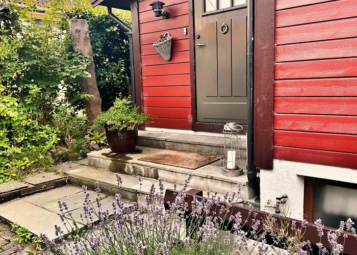 House 5 Min Walk From Ons, Three Bedrooms Ставангер